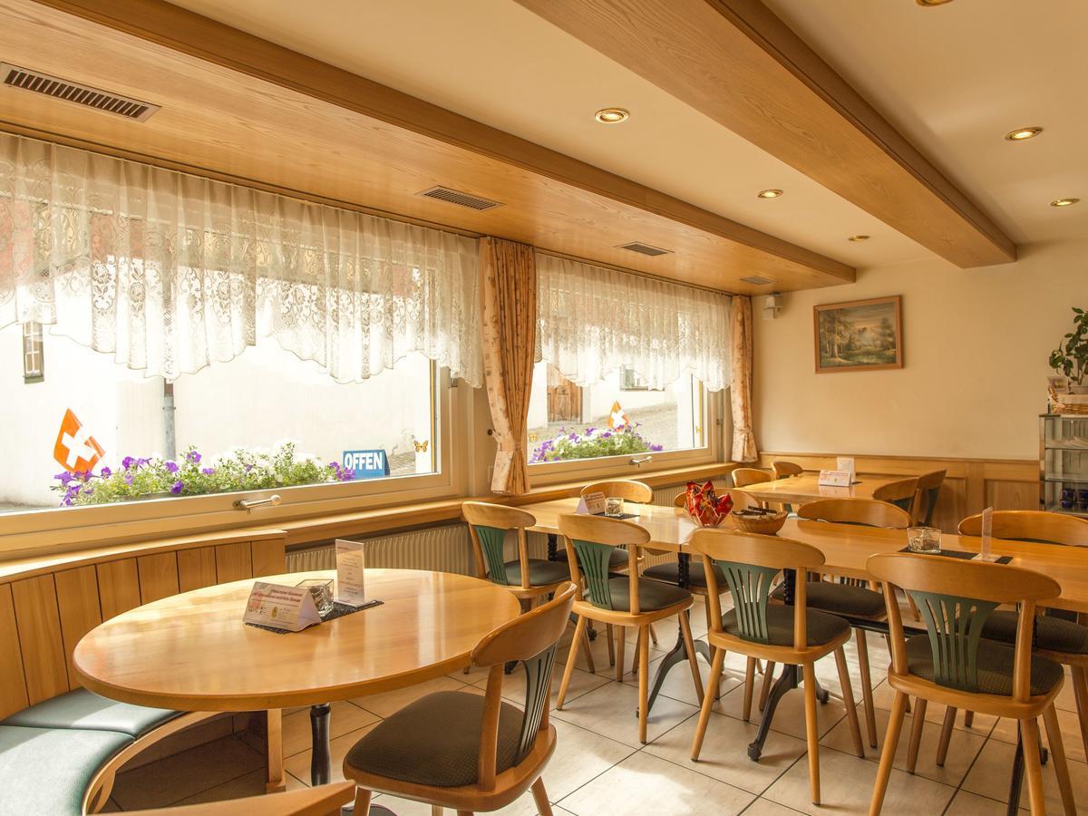 Hostal Zum Turm *